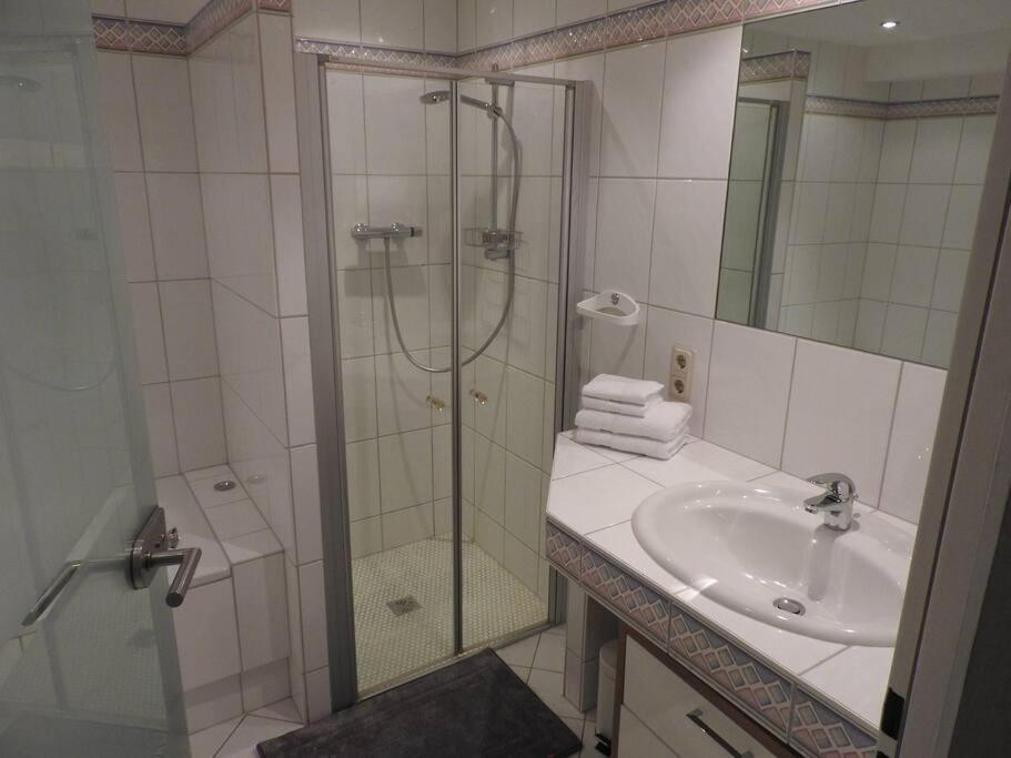 Schoene Gemuetliche Ferienwohnung Mit Fernblick. Nalbach Εξωτερικό φωτογραφία